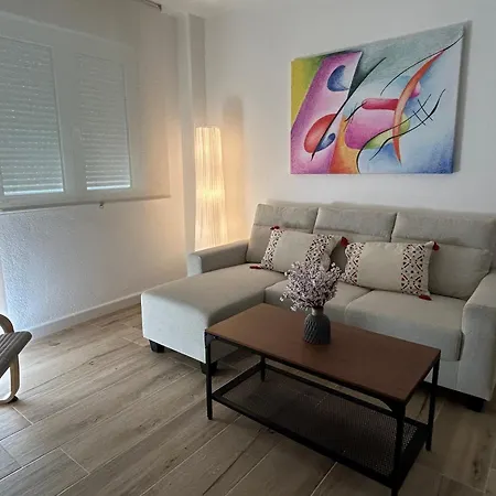 Modern And Bright Close To The Station * Cordoba